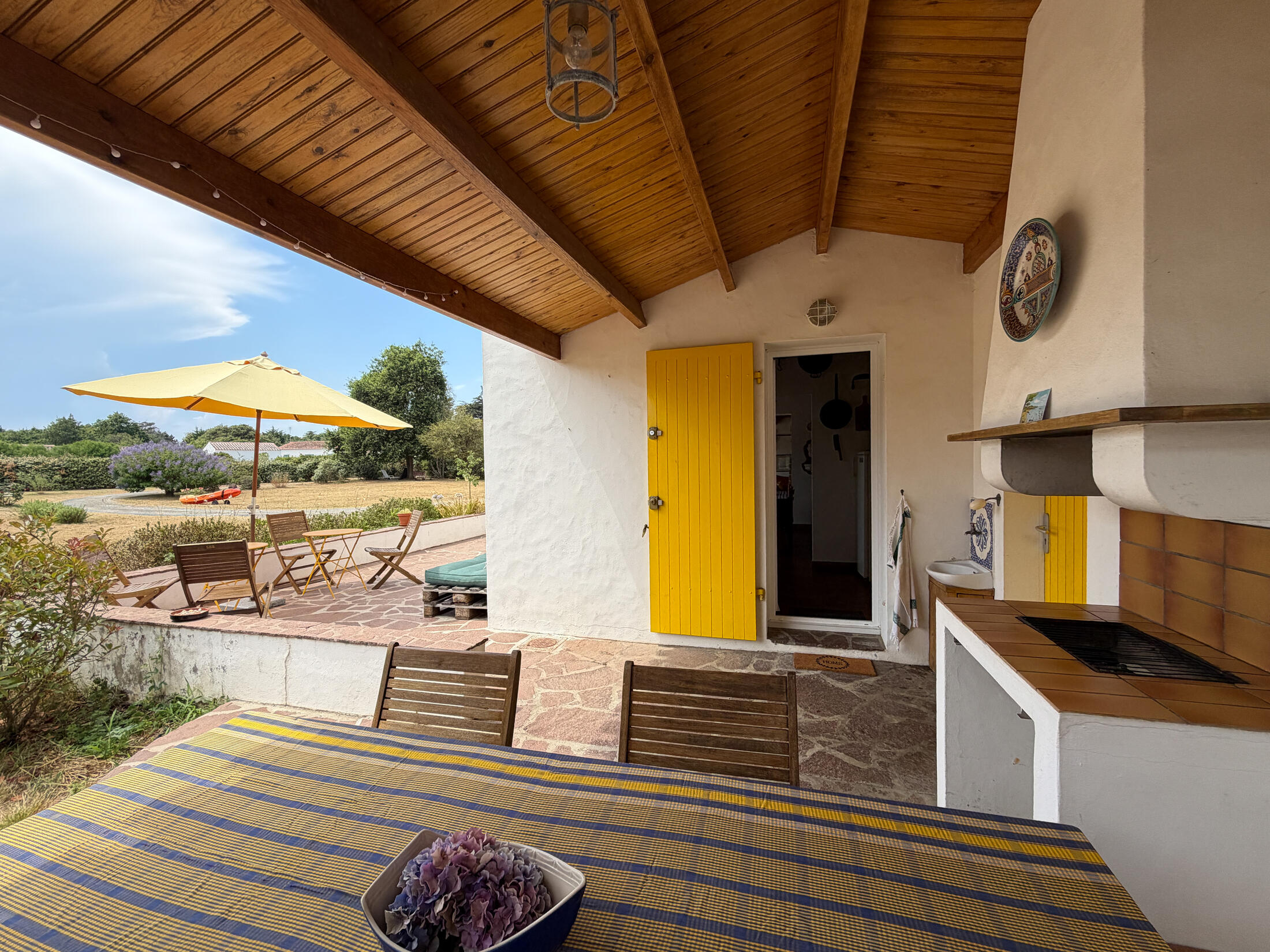 Patio mit Grillbereich